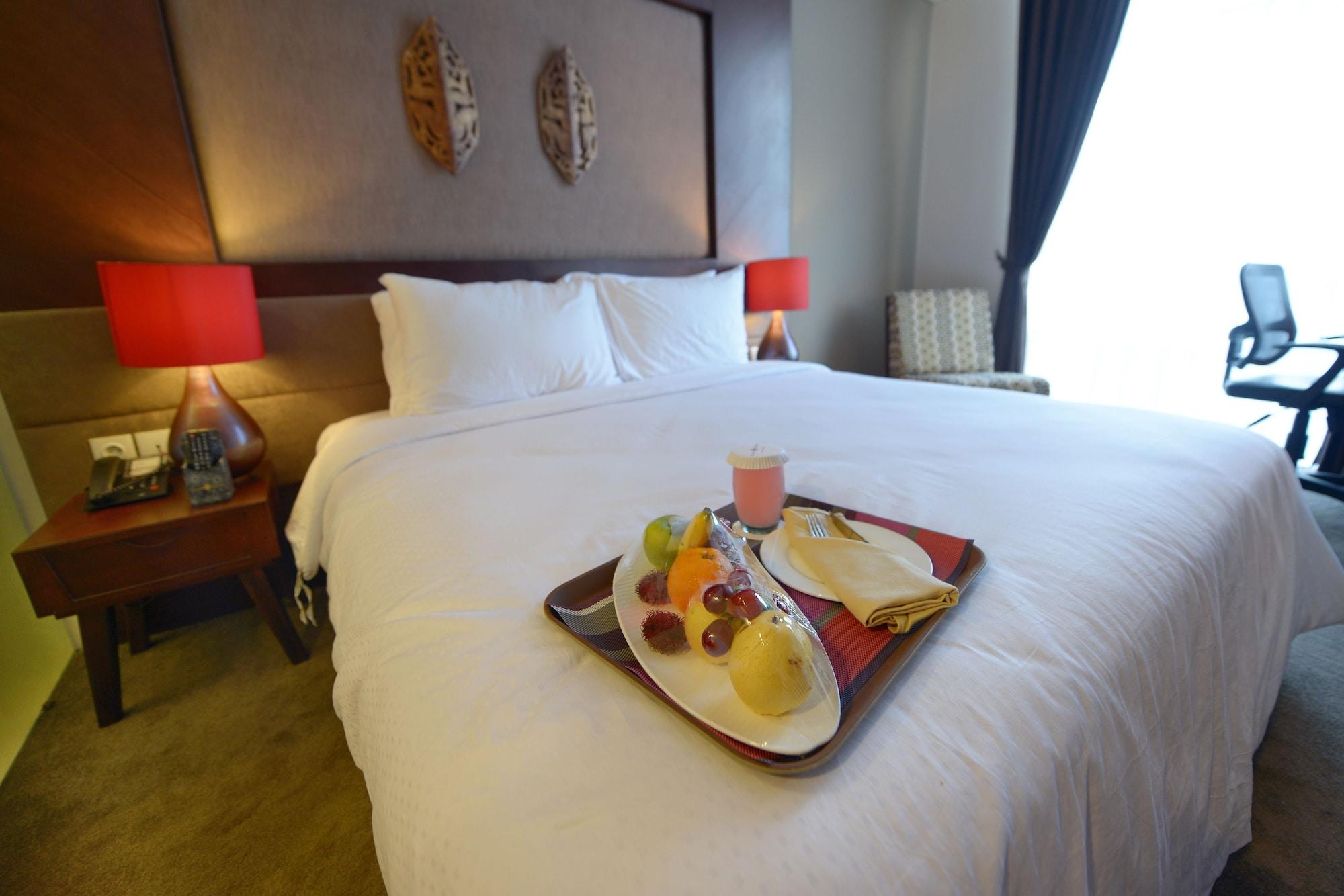 Grand Tjokro Hotel Balikpapan Kültér fotó