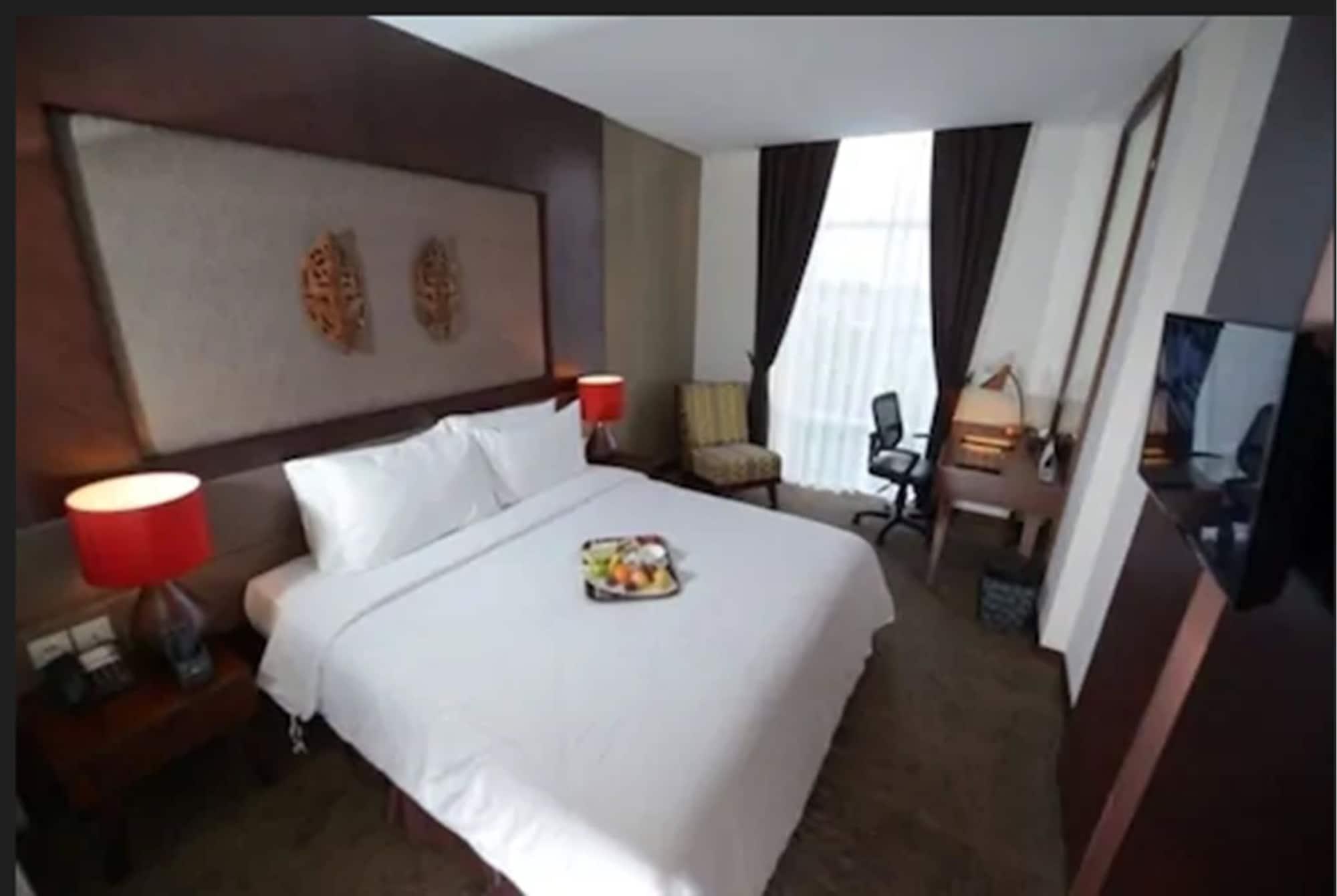 Grand Tjokro Hotel Balikpapan Kültér fotó
