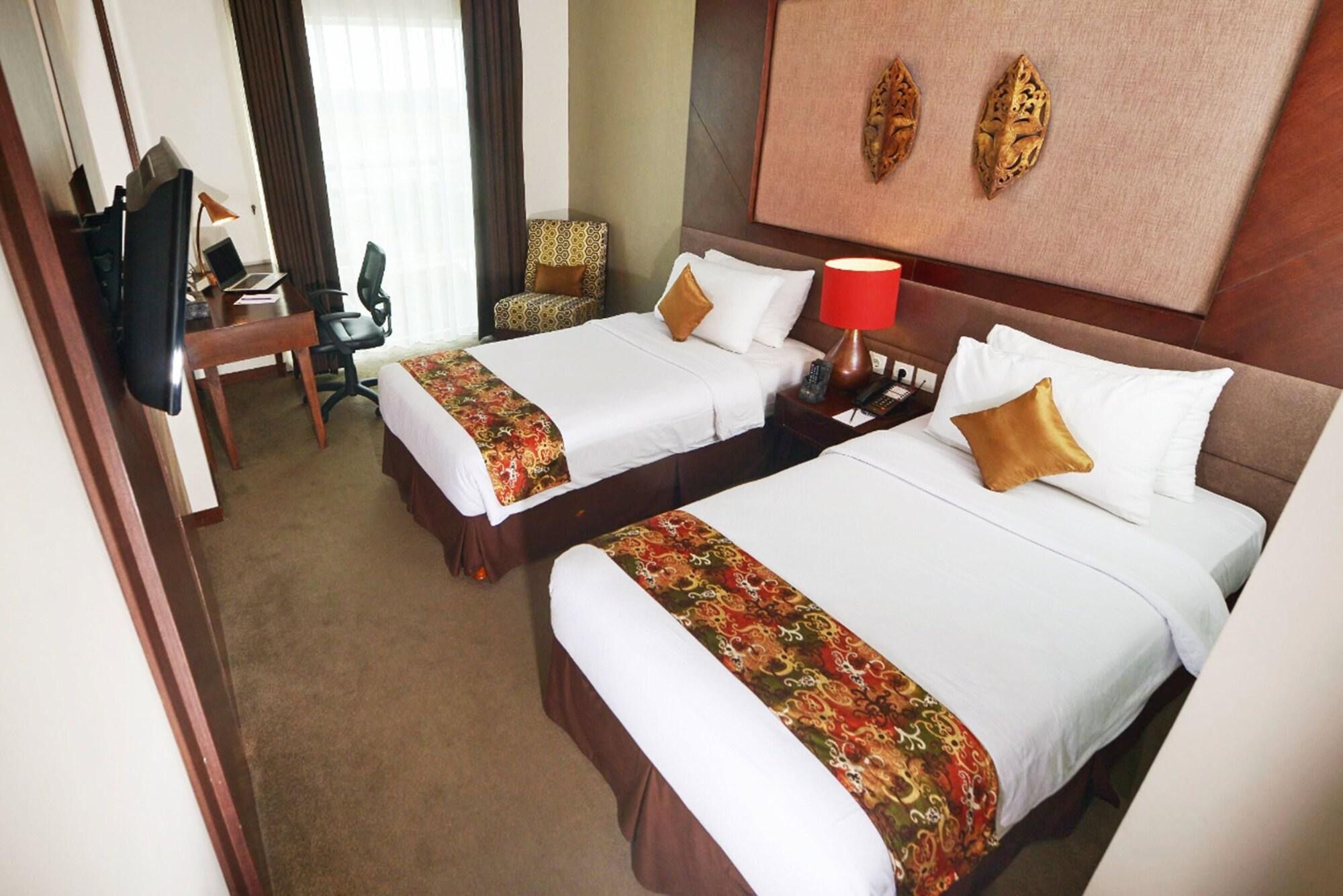 Grand Tjokro Hotel Balikpapan Kültér fotó