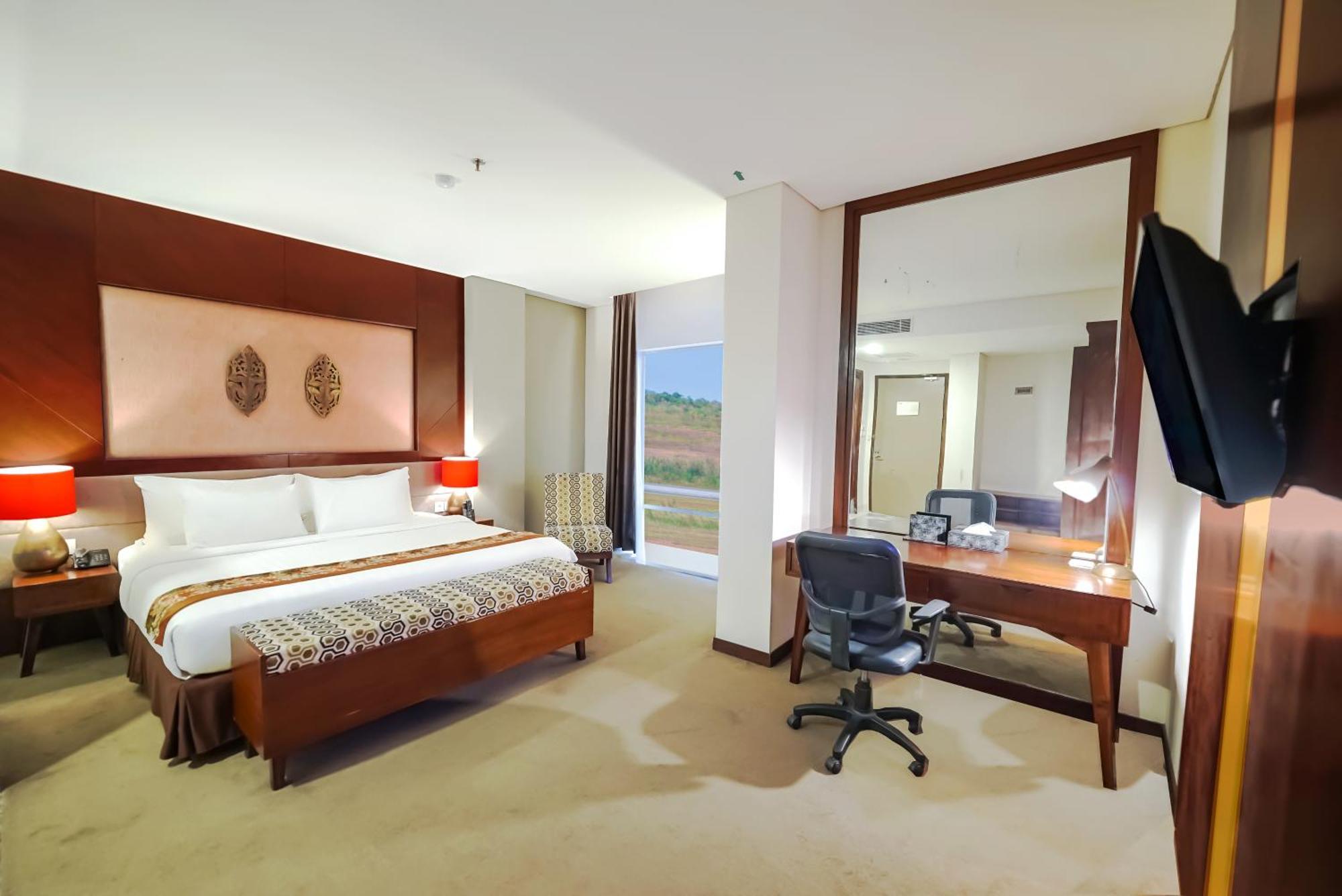 Grand Tjokro Hotel Balikpapan Kültér fotó