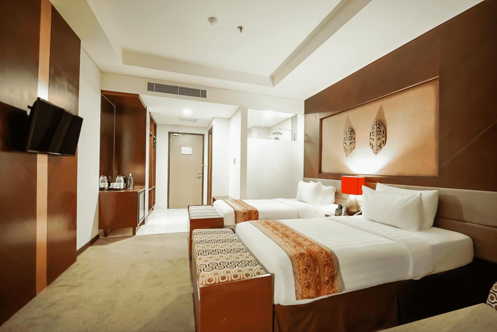 Grand Tjokro Hotel Balikpapan Kültér fotó