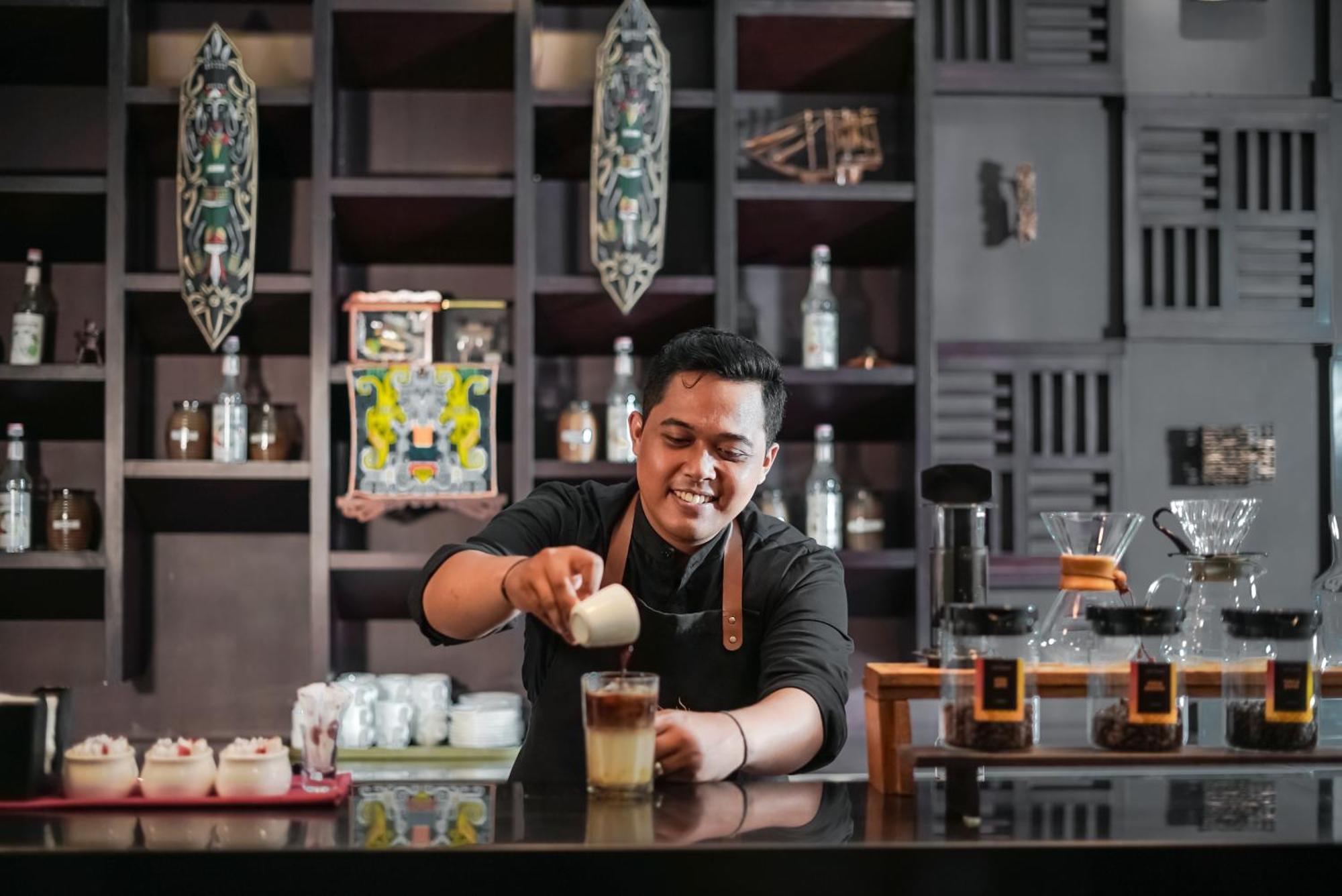 Grand Tjokro Hotel Balikpapan Kültér fotó