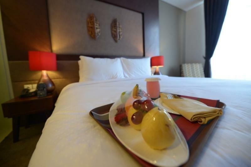 Grand Tjokro Hotel Balikpapan Kültér fotó