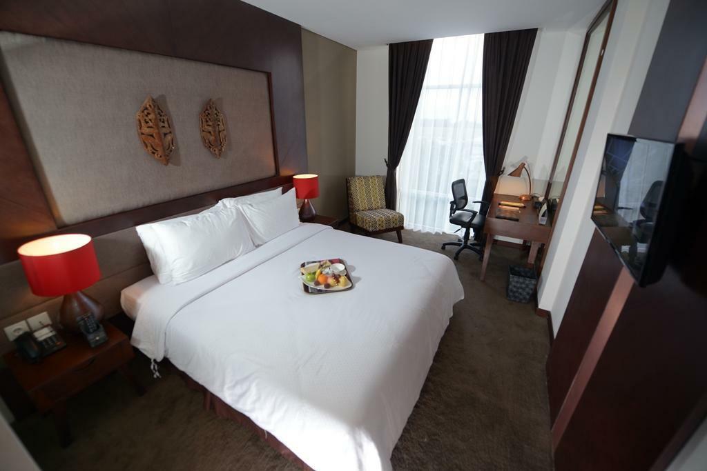 Grand Tjokro Hotel Balikpapan Kültér fotó